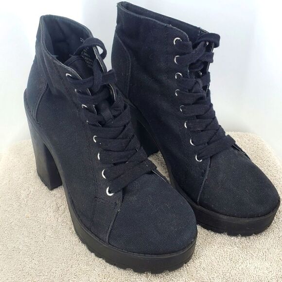 H&M Divided Y2K Platform Heel Lug Sole Canvas Lace Up Ankel Boots Size 7 - Picture 1 of 9